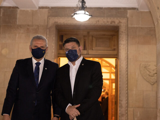 Επίτροπος Προεδρίας –Έλληνας Υφυπ