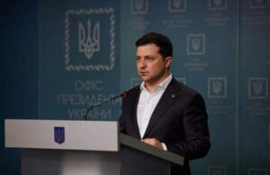 Η Ουκρανία “αφέθηκε μόνη” αντιμέτωπη με τη Ρωσία, δηλώνει ο Πρόεδρος Βολοντίμιρ Ζελένσκι
