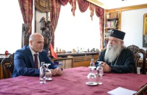 Συνάντηση πρωθυπουργού – Αρχιεπισκόπου στα Σκόπια μετά την αναγνώριση της Εκκλησίας της χώρας από το Οικουμενικό Πατριαρχείο