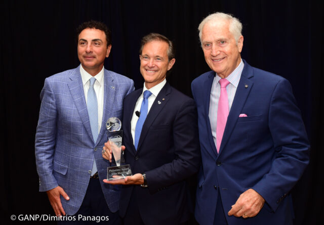 The Hellenic Hearts Honored Mike Manatos with the 1st Philotimo Award in Philadelphia on June 13th, 2022. John Aivazoglou President welcomed all guests especially the Manatos Family and Greek Ambassador to Washington Papadopoulou.