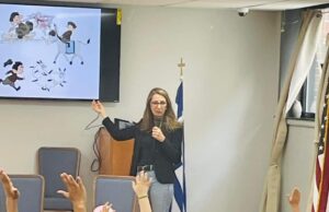 H συγγραφέας Βιολέττα Αναγνώστου -Φαβέρο στο Σχολείο του Αγίου Δημητρίου Αστόριας