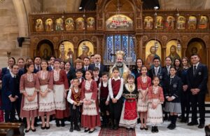 Μνημόσυνο για τους πεσόντες υπέρ της ελευθερίας της Κύπρου από τον Αρχιεπίσκοπο Μακάριο