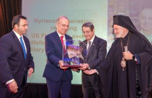 Πρόεδρος Αναστασιάδης: Κρατήστε τη σημαία και τα ιδανικά μας ψηλά