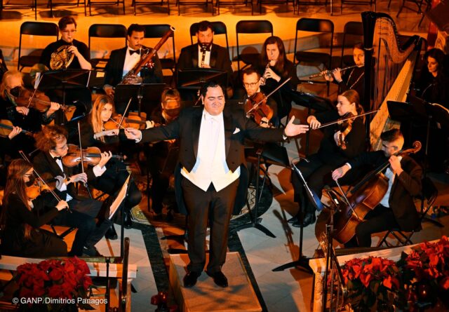 CATHEDRAL-CHRISTMAS CONCERT1α