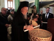 Πατριαρχικό τρισάγιο για τον Αρχιεπίσκοπο Ιάκωβο και τον Νίκο Μαγγίνα