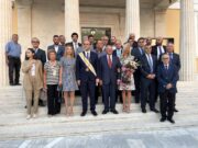 Επίτιμος Δημότης της Πάφου ανακηρύχθηκε ο Ρόμπερτ Μενέντεζ