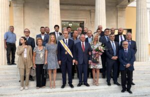 Επίτιμος Δημότης της Πάφου ανακηρύχθηκε ο Ρόμπερτ Μενέντεζ
