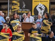 Senate Deputy Leader Gianaris Joins SAG – AFTRA, WGA – East on Picket Line