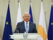 “Συκοφαντική εκστρατεία” σε βάρος του καταγγέλλει ο γερουσιαστής Μενέντεζ – Στις 27 Σεπτεμβρίου θα εμφανιστεί σε ομοσπονδιακό δικαστήριο