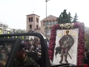 Πλήθος κόσμου στη λιτανεία της εικόνας της Παναγίας Κορωνιωτίσσης και των λειψάνων του Αγίου Δημητρίου