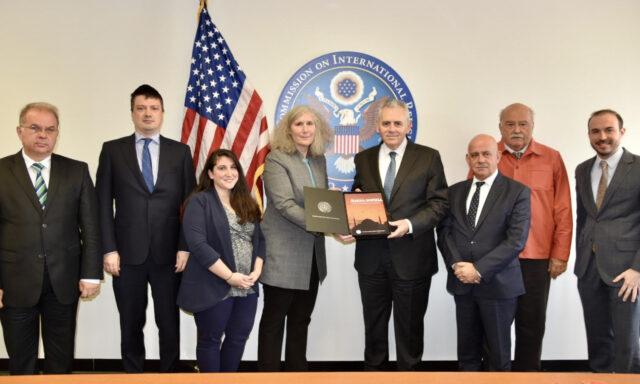 ΦΩΤΟ+-+ΑΝΤΙΠΡΟΣΩΠΕΙΑ+ΤΗΣ+ΔΣΟ+ΣΤΟ+ΣΤΕΙΤ+ΝΤΙΠΑΡΤΜΕΝΤ