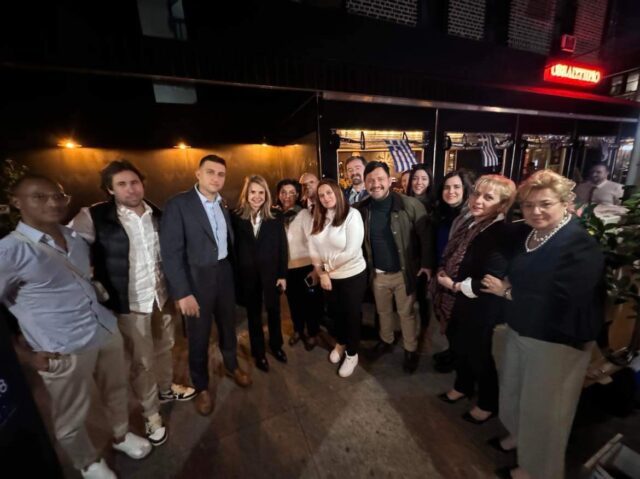 ΑΠΟΣΤΟΛΑΚΗ-ΟΜΟΓΕΝΕΙΑ