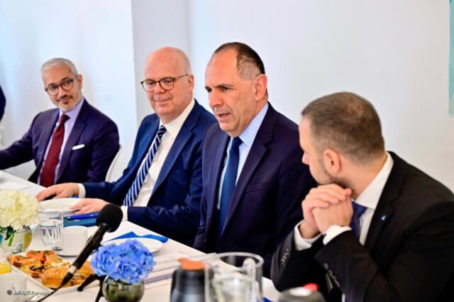 5ab658c1-ae96-46df-8f48-8a3686b06aa4