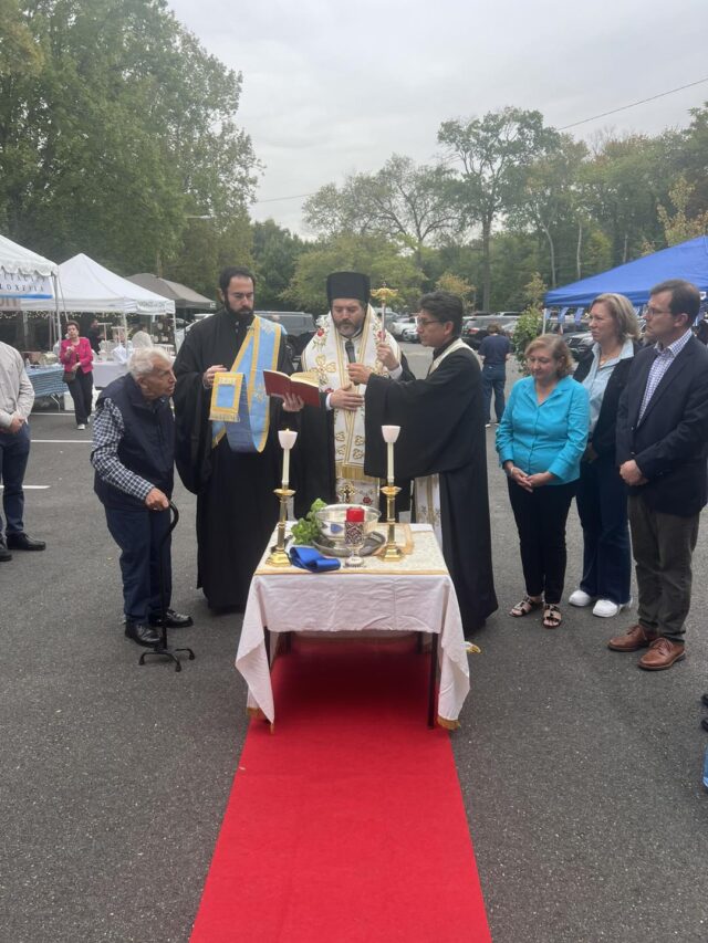 Apostolos Westield Festival 1