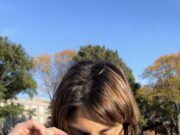 Μια Ελληνίδα από το Μπρούκλιν που είναι πιο χαρούμενη στην Ελλάδα