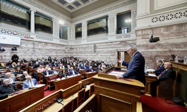 ΦΩΤΟ+-+Ο+Μ.ΧΑΡΑΚΟΠΟΥΛΟΣ+ΣΤΟ+ΔΙΕΘΝΕΣ+ΣΥΝΕΔΡΙΟ+ΘΕΟΛΟΓΙΑΣ