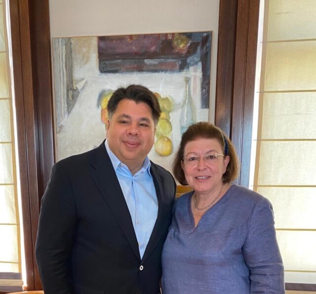 George+Tsunis,+Λίνα+Μενδώνη