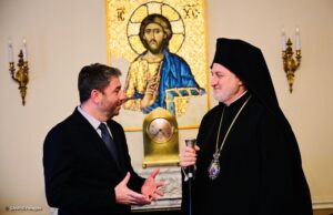 Συνάντηση Νίκου Ανδρουλάκη με τον Αρχιεπίσκοπο Αμερικής