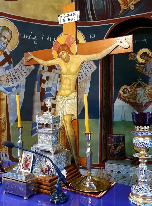 ΕΣΤΑΥΡΩΜΕΝΟΣ+(2)