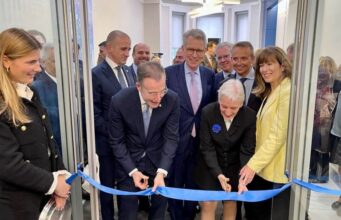 Eγκαινιάστηκε το Γραφείο του Ελληνο-Aμερικανικού Εμπορικού Επιμελητηρίου στις ΗΠΑ