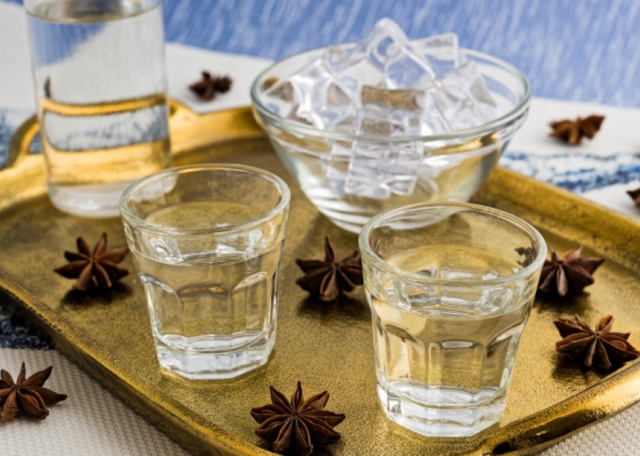 ouzo_s_1152032060_720x465