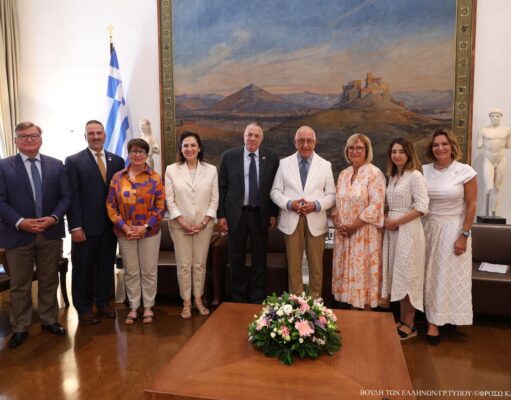 Συνάντηση του Προέδρου της Βουλής με το νέο Δ.Σ. της Πα.Δ.Ε.Ε.